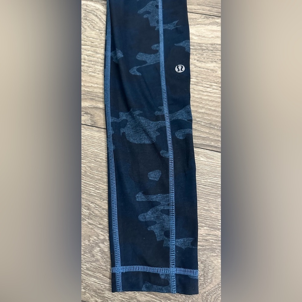 🍋 Lululemon Speed Tight II Full-On Luxtreme – Size 4🍋 - Picture 3 of 11